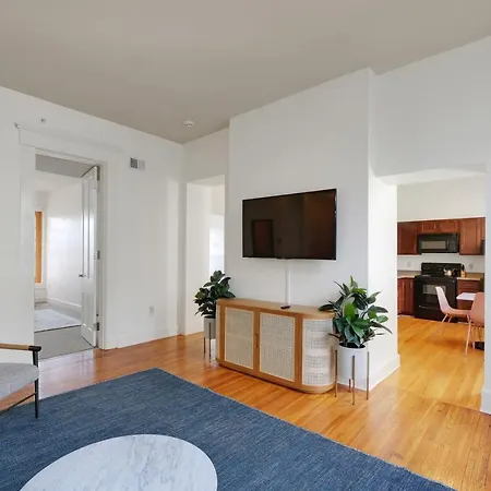 Guthrie Coke Lofts, Walkable Entertainment Apartment